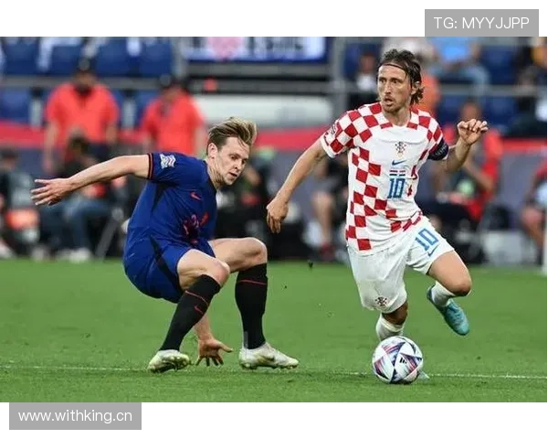 德容 vs 莫德里奇：中场组织核心的战术角色与比赛影响力对比