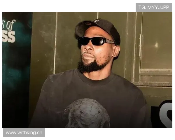 凯文·杜兰特的鞋比我整辆车值钱，刷到图我连购物车都删了